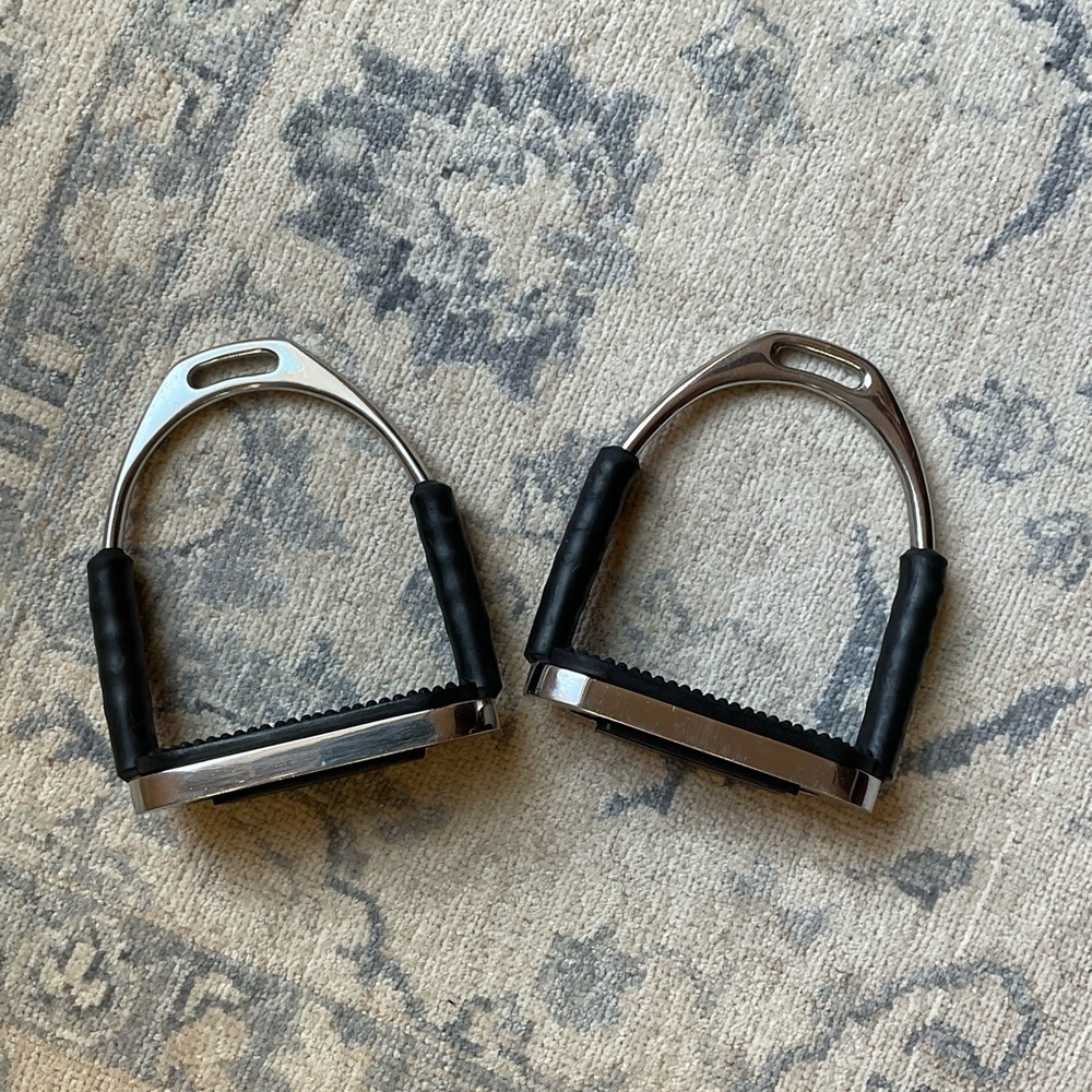 Herm Sprenger System 4 Stirrups 4 3/4” VGUC